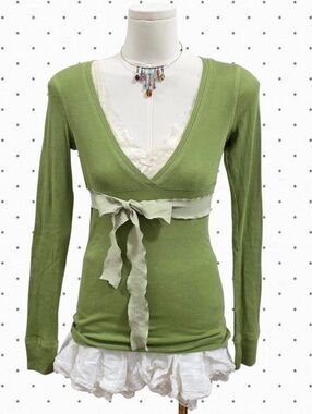 Abercrombie Vintage Green long sleeve ribbed vneck babydoll top With Tie